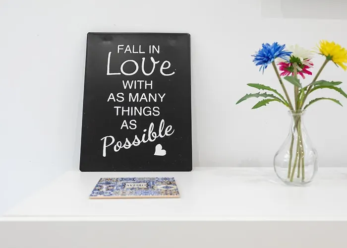 Casa Da Porta Azul * אבאירו